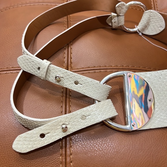 Vintage Ralph Lauren Python White Belt. Sz M . Italy. Imperfections! - Picture 5 of 6